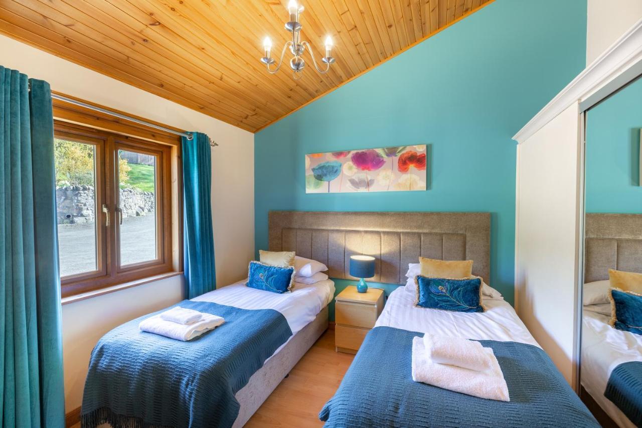 Douglas Fir Lodge With Hot Tub Купар Екстериор снимка